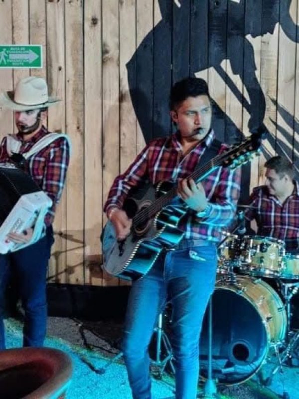 WhatsApp Image 2025-09-03 at 15.01.26